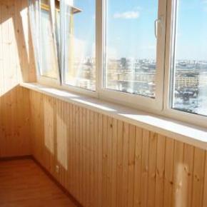 Дешевая отделка балконов Эконом в Москве и области по низким ценам